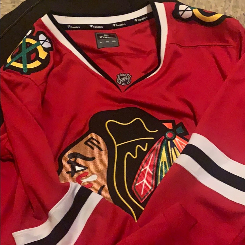 Black hawks jersey